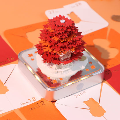 2025 Maple Calendar
